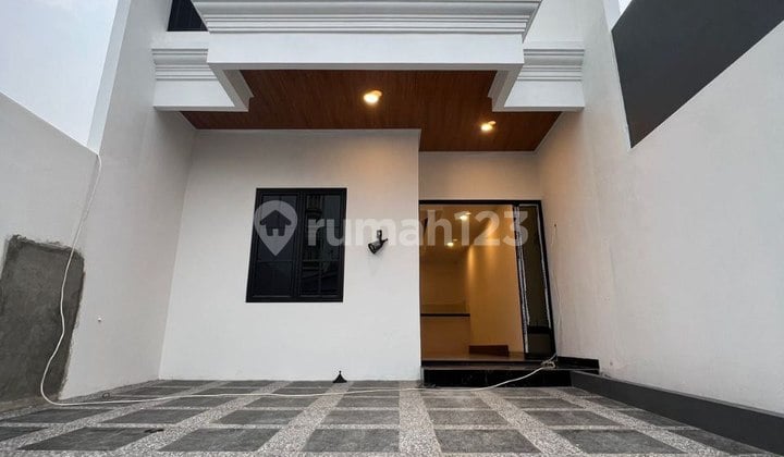 Rumah Baru Aman Jatiwaringin Pondok Gede Dekat LRT dan Tol