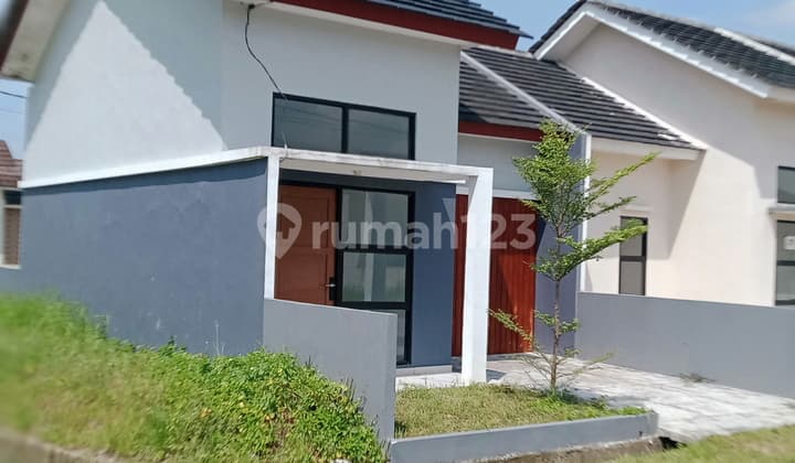 Rumah Hook Dalam Cluster Kertamukti Dekat Stasiun Cibitung