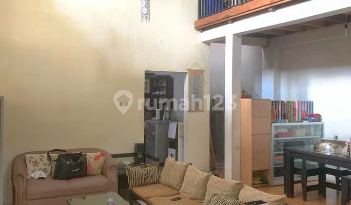 Rumah Nyaman untuk Keluarga Besar di Wonorejo Permai Rungkut, Surabaya Timur