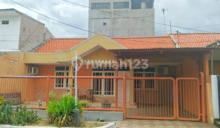 Aset Siap Pakai dengan 7 Kamar di Zona Sewa Aktif Rungkut Mejoyo