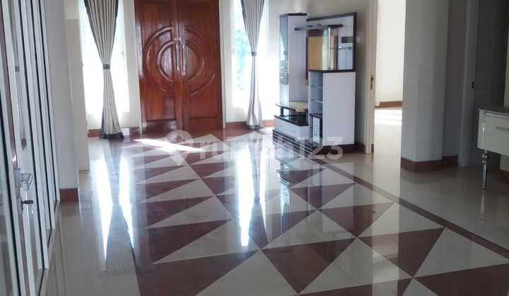 Rumah Siap Huni Mewah Spek Premium Manyar Rejo