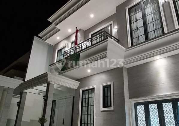 Rumah Citraland Smarthome 2 lantai American Classic tahun 2024 akhir Kualitas sangat Premium
