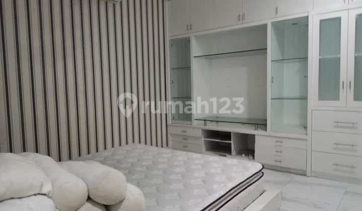 For Sale: Beautiful Ready-to-Live-In House, 160 m2 Land Certificate, Semi-Furnished, 3-Car Street Access.