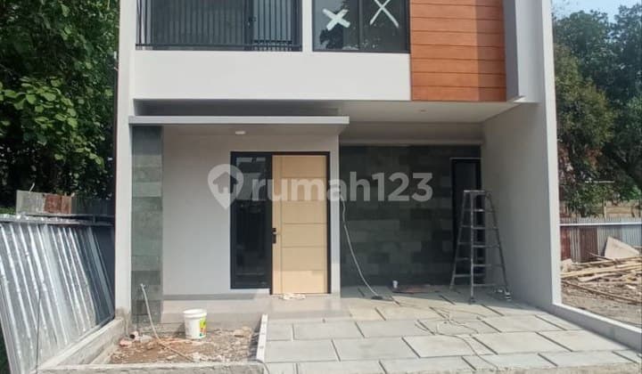 Rumah Dijual Jatiasih 2 Lantai 700 Jtaan 5 Menit Tol Jatiasih