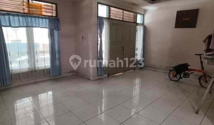 Rumah SHM hadap Barat di Perumahan Karang Tengah