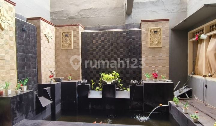 Rumah 2 Lantai SHM Bagus di Pos Pengumben Raya, Jakarta Barat