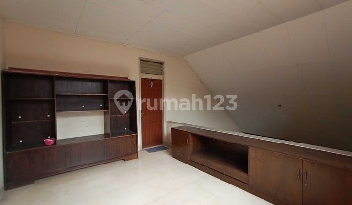 Land Calculation House 357 M² in Kemanggisan, West Jakarta