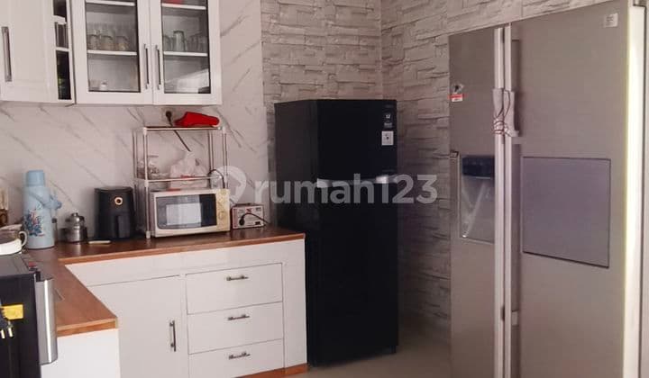 Rumah Bagus 2 Lantai Di Jl. Hos Cokroaminoto Karang Tengah