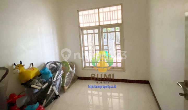 Spacious House in Fajar Indah Housing Complex