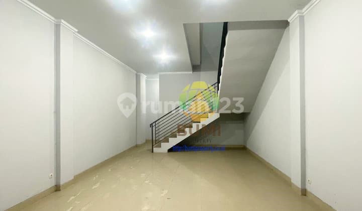 Ruko Strategis 2 Lantai Siap Pakai di Banjarsari