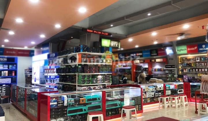 Ruko 2 Lantai Lokasi Strategis Dekat Kampung Batik Laweyan