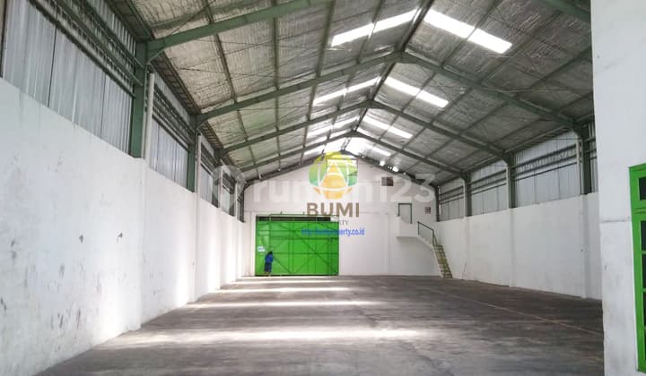 Gudang Bagus di Banguntapan Bantul Akses Tronton