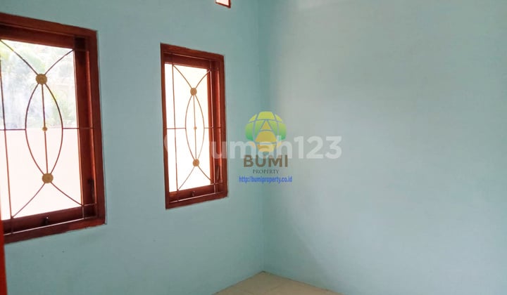 Nice 2-Story Colomadu House in Housing Complex