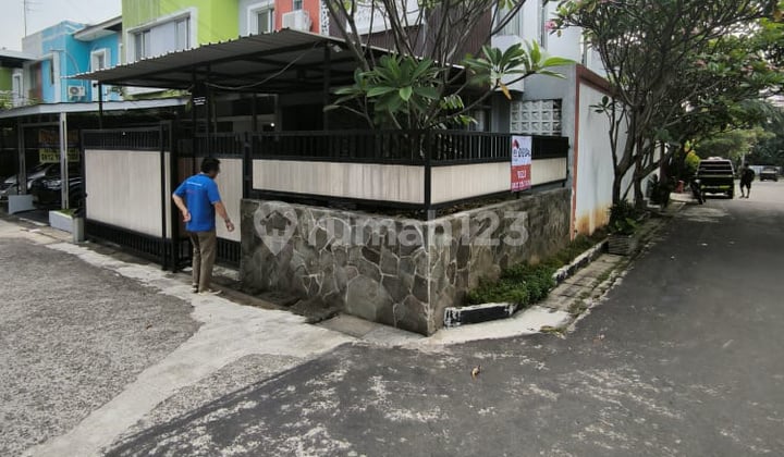 Rumah Furnished Dengan Swimming Pool Di Sentul Residence