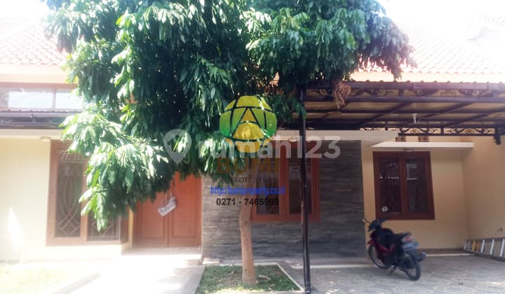 Rumah Lokasi Strategis Komplek Perumahan Colomadu