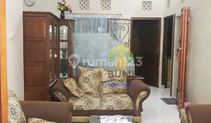 Rumah Minimalis Luas Siap Pakai di Gentan, Solo