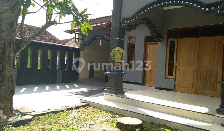 Rumah Bagus Lingkungan Asri di Klaten Kota