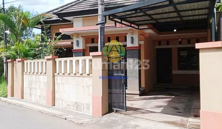 Rumah siap huni di fajar indah solo