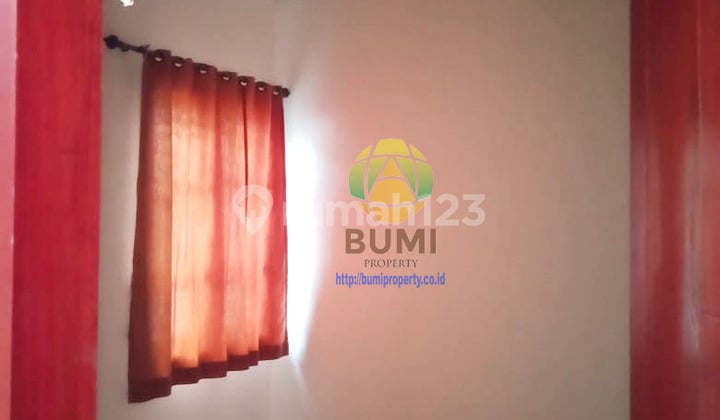 Rumah 2 lantai komplek perumahan di solo baru