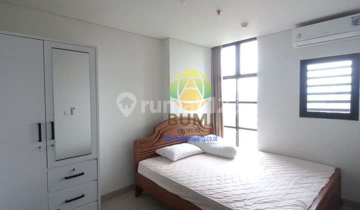 Ready-to-occupy Type 1BR furnished apartment in Solo Baru.