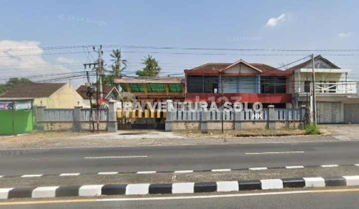 Ruang Usaha Strategis Pinggir Jl. Raya Solo – Semarang