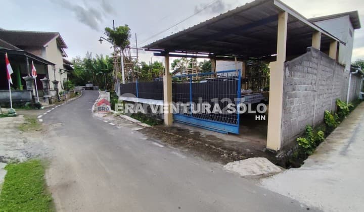 Tanah Tembok Keliling Bonus Tanaman Buah Strategis Tegalgede Karanganyar