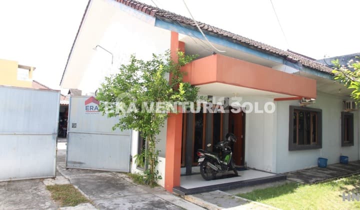 Rumah Strategis Karangasem Solo
