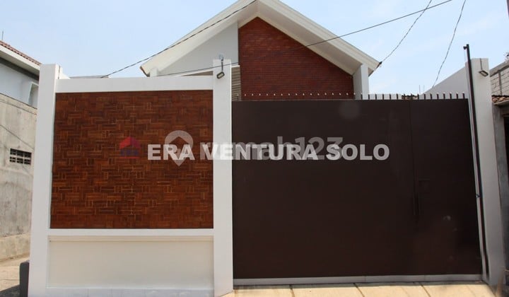 Rumah Baru Gress Gedangan Solo Baru