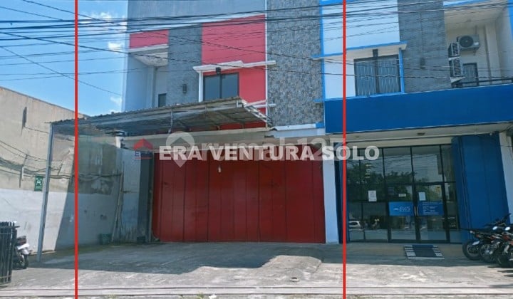 Strategic Ready-to-Use Palur Shop House Strategic Ready-to-Use Palur Shop House