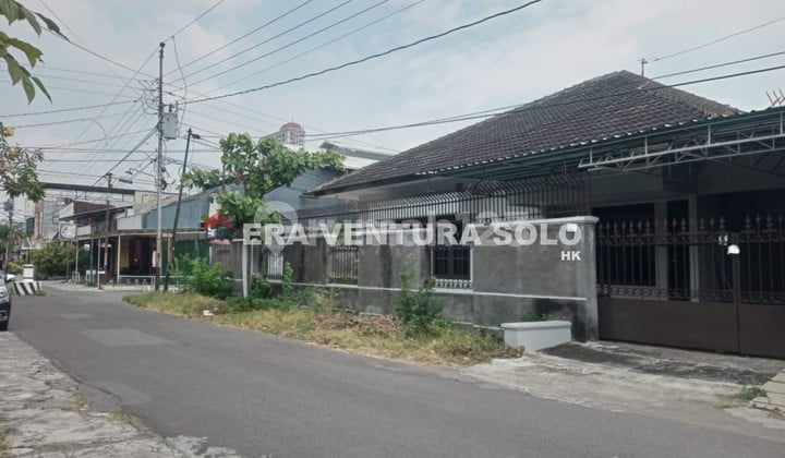 Rumah Strategis Kawasan Elite Solobaru