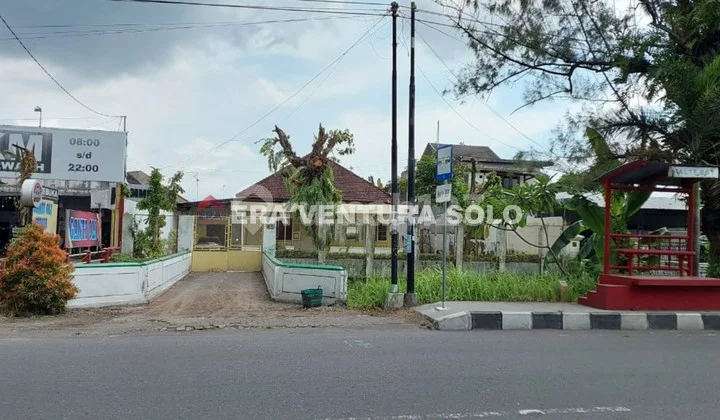 House / Strategic Business Space Tipes Solo House / Strategic Business Space Tipes Solo