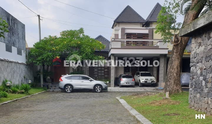 Rumah Cluster Mewah Gentan