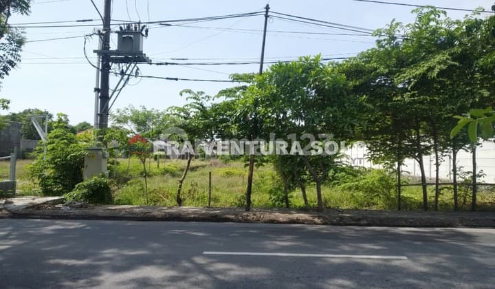 Strategic Vacant Land Ready for Construction in a Developing Area of Baki
