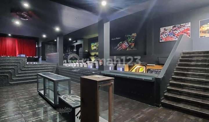 BANGUNAN 4LT DENGAN OCEAN VIEW DI JALAN UTAMA RAYA ULUWATU, BALI