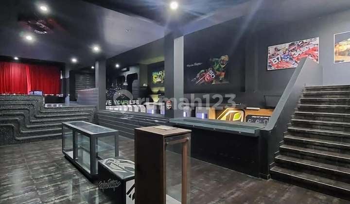 BANGUNAN 4LT DENGAN OCEAN VIEW DI JALAN UTAMA RAYA ULUWATU, BALI