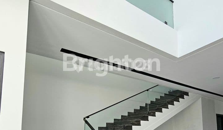 RUMAH NEW MODERN TROPICAL HOUSE DI KUPANG BARU, SURABAYA BARAT