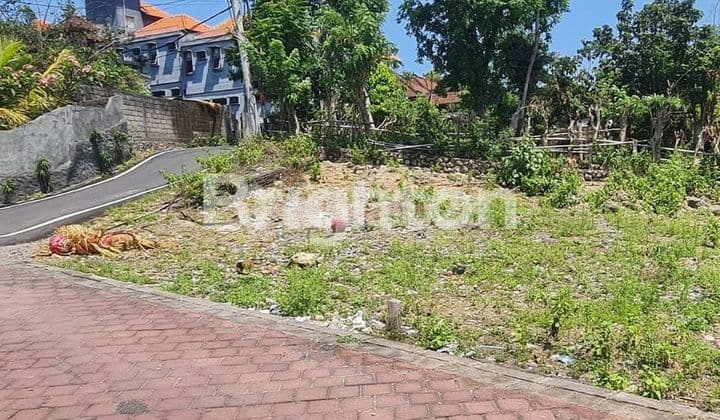 SMALL LAND IDEAL FOR INVESTMENT NEAR MELASTI BEACH, UNGASAN - BALI