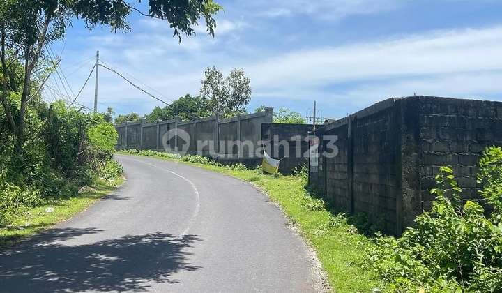 Tanah di Jalan Utama Pantai Melasti, Ungasan - Bali