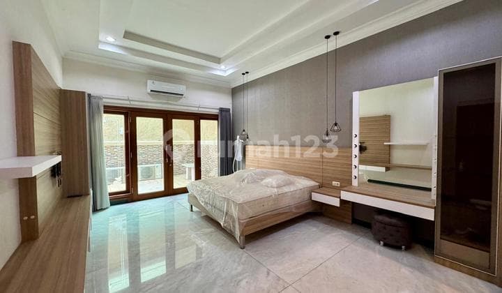 Rumah.mewah Bukit.gading.meditarania.kelapa.gading.jakarta.utara