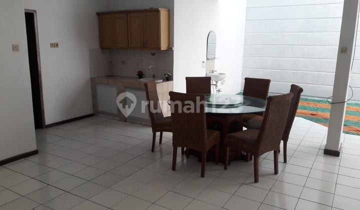 Rumah 2 Lantai Lokasi Bagus Jalan Besar Kelapa Gading