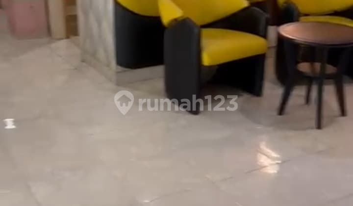 Aptmn Frenchwalk Evian Moi Jakarta