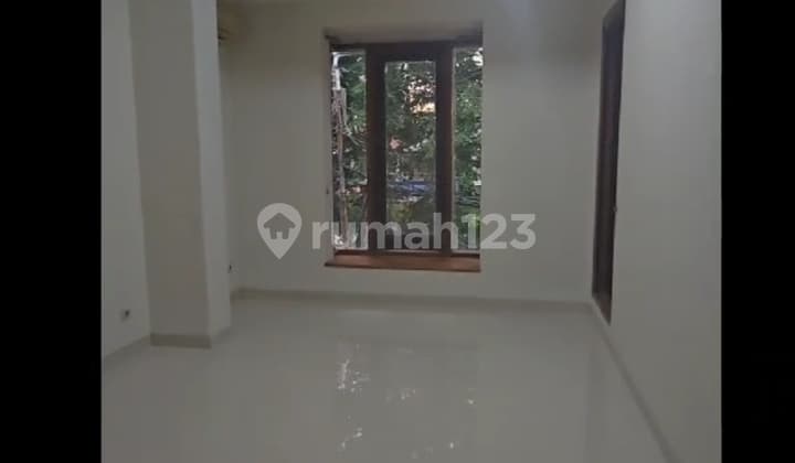 Rumah Kopyor Raya 3.lt Buat Tinggal Kelapa Gading Jakarta Utara