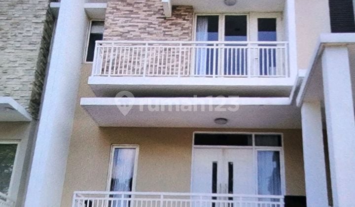 Townhouse Sherwood Garden Residence yg nyaman untuk tinggal daerah Krlapa Gading