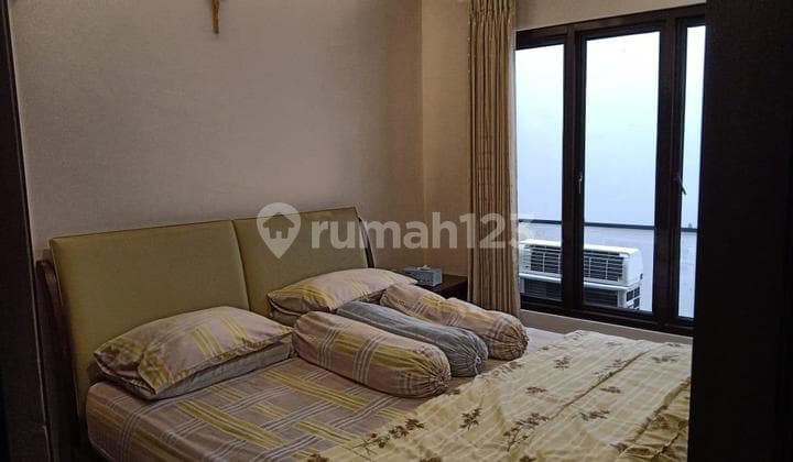 Minimalist House in Kelapa Gading Janur Elok, North Jakarta