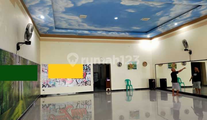 Tempat Usaha Kondisi Baru Bersih Dan Bagus Lokasi Startegis Pusat Bisnis Di Jl.yos Sudarso - Solo