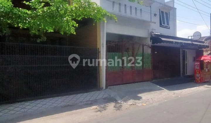 Rumah mewah dekat UMS solo