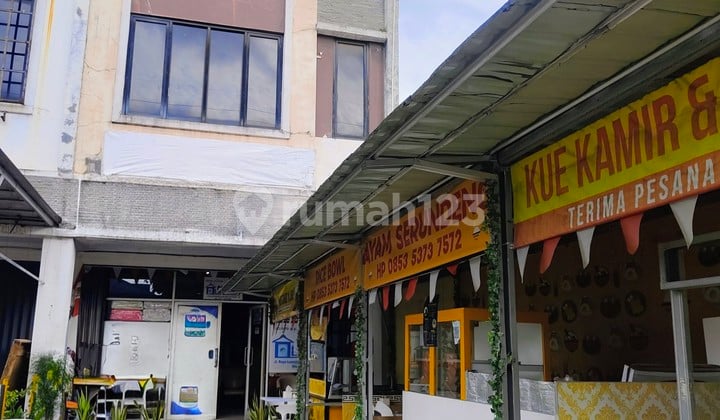 Ruko Strategis + 6 Unit Tenant Makanan di Jatikarya