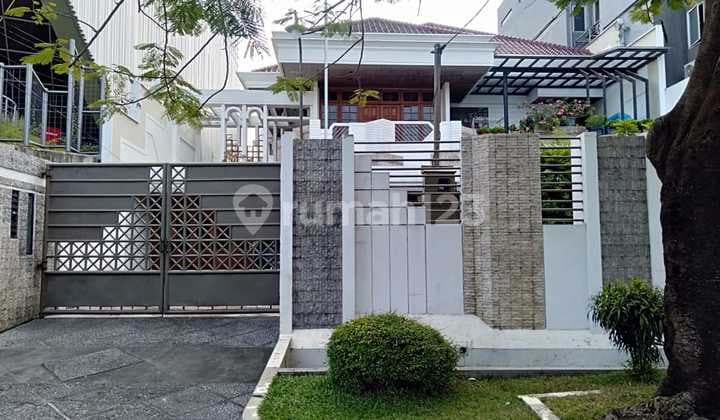 Sultan House Cempaka St. (Central Surabaya)