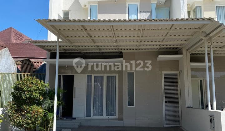 Victory Regency North Satellite Renovated House