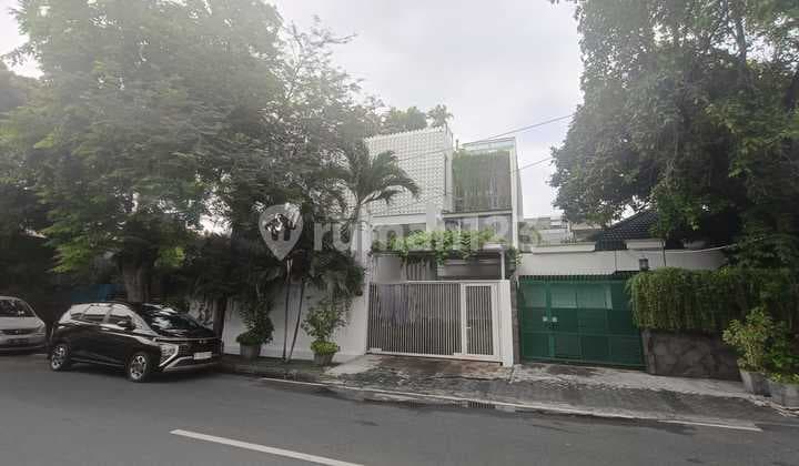 Minimalist Flood-Free House for Sale in Puloasem, East Jakarta